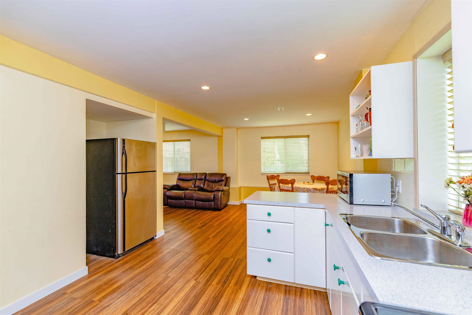 Listing Image 13