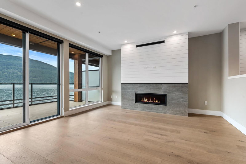 205 - 3175 Columbia Valley Road, Cultus Lake, V2R 6C2 | Image 3