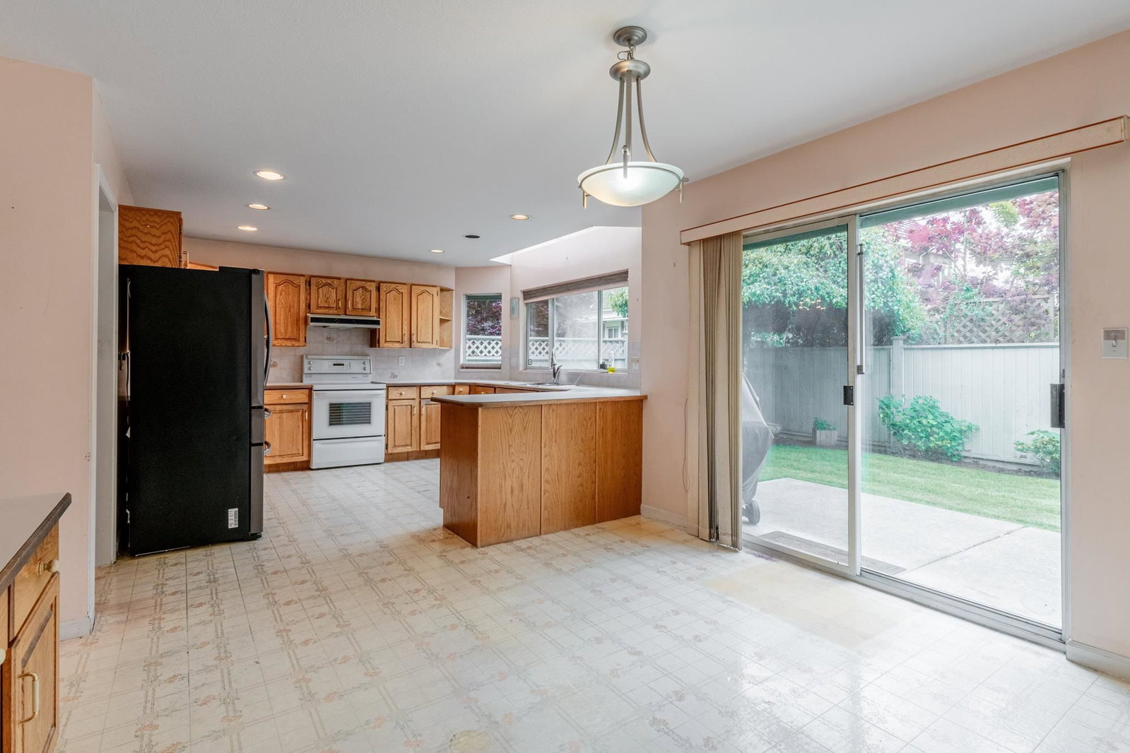 Listing Image 16