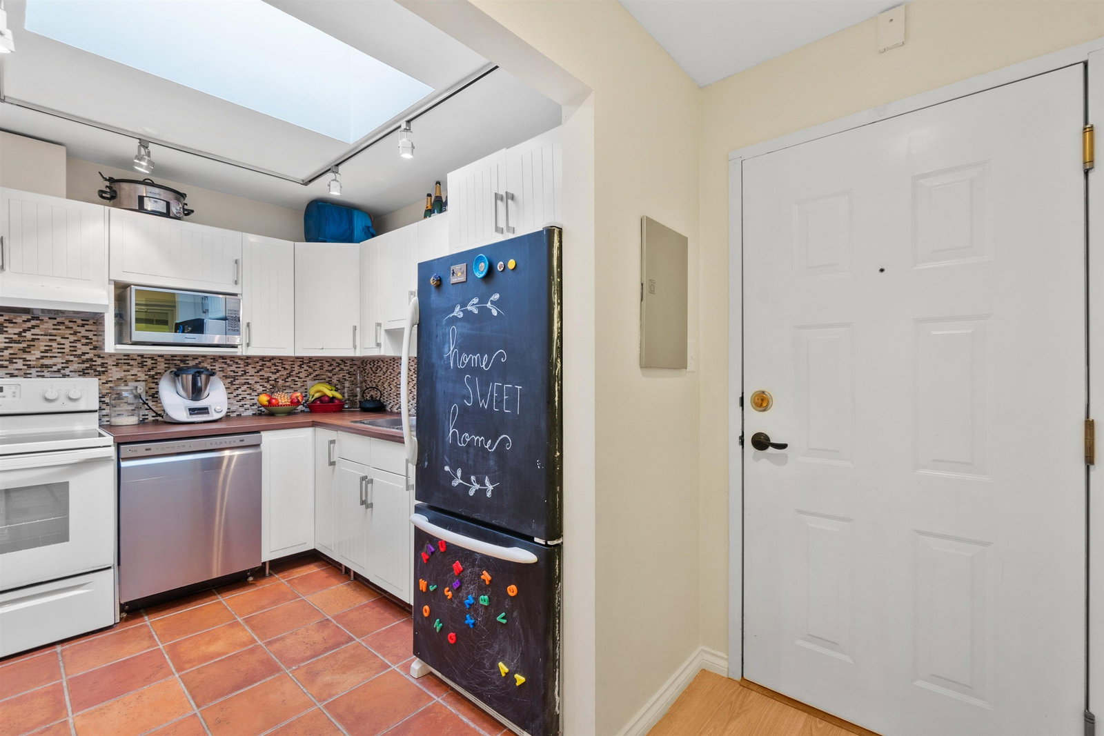 Listing Image 22