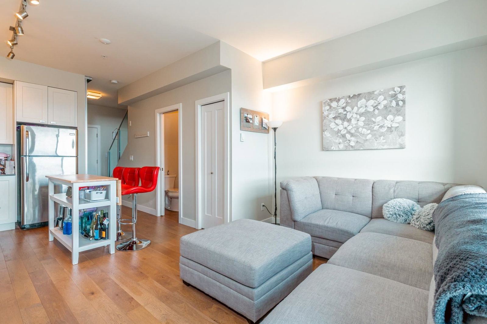 Listing Image 15