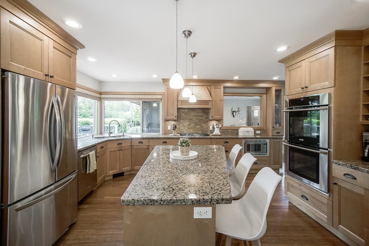 Listing Image 11