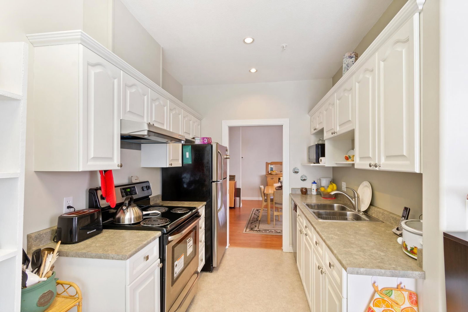 Listing Image 19