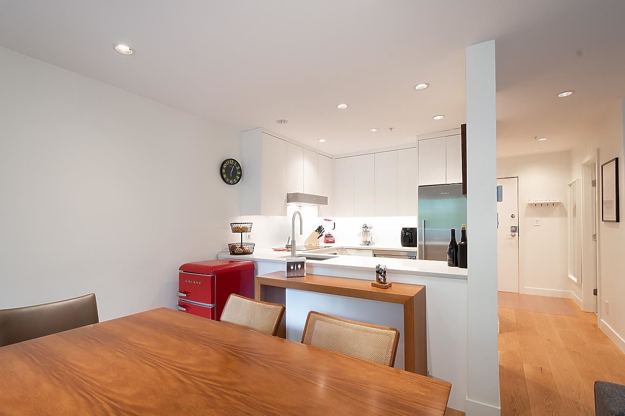 Listing Image 15