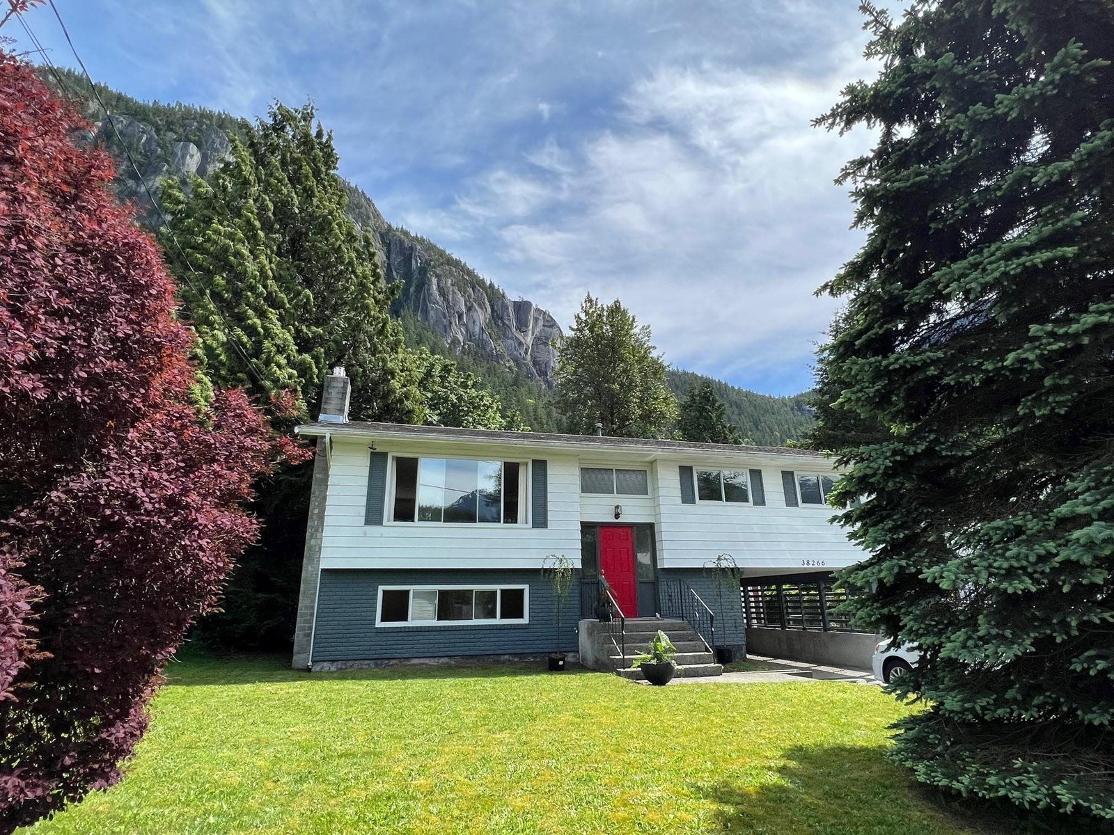 Listing Image 1