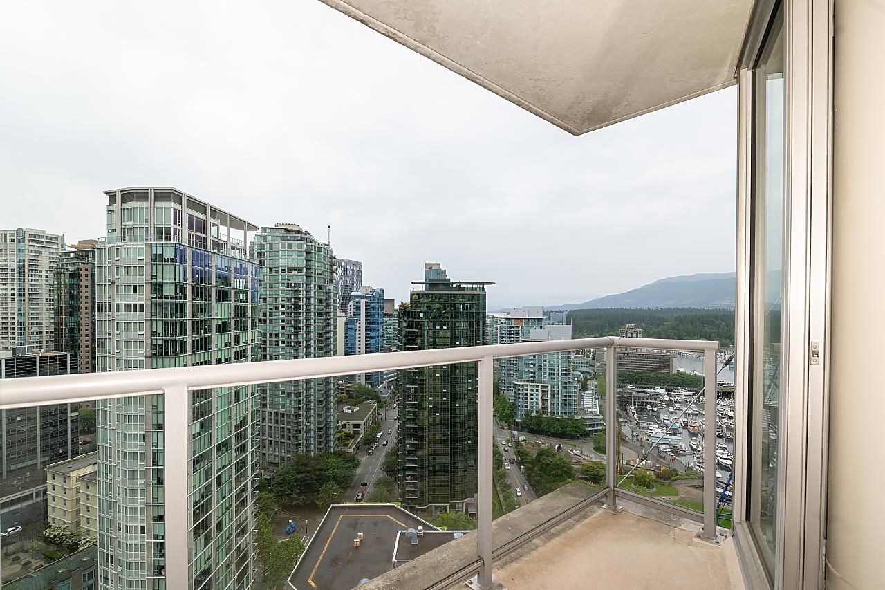 Listing Image 11