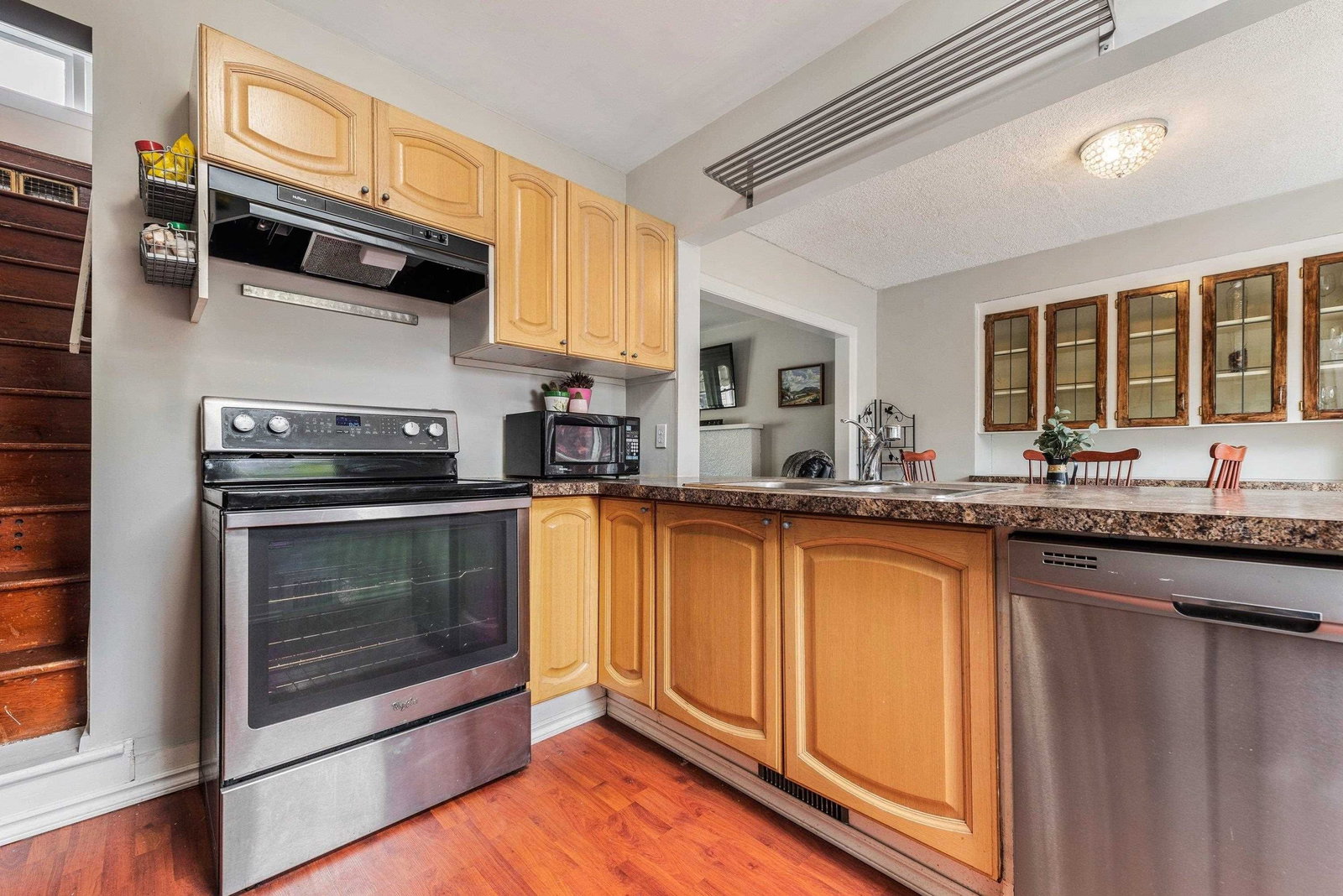 Listing Image 13
