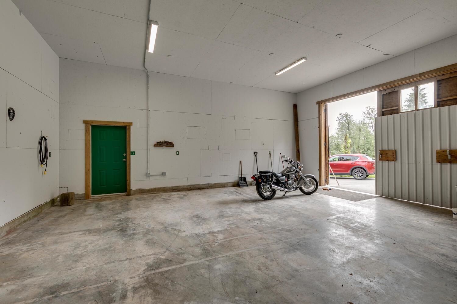 Listing Image 27