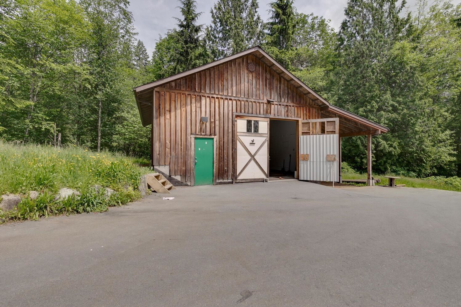 Listing Image 28