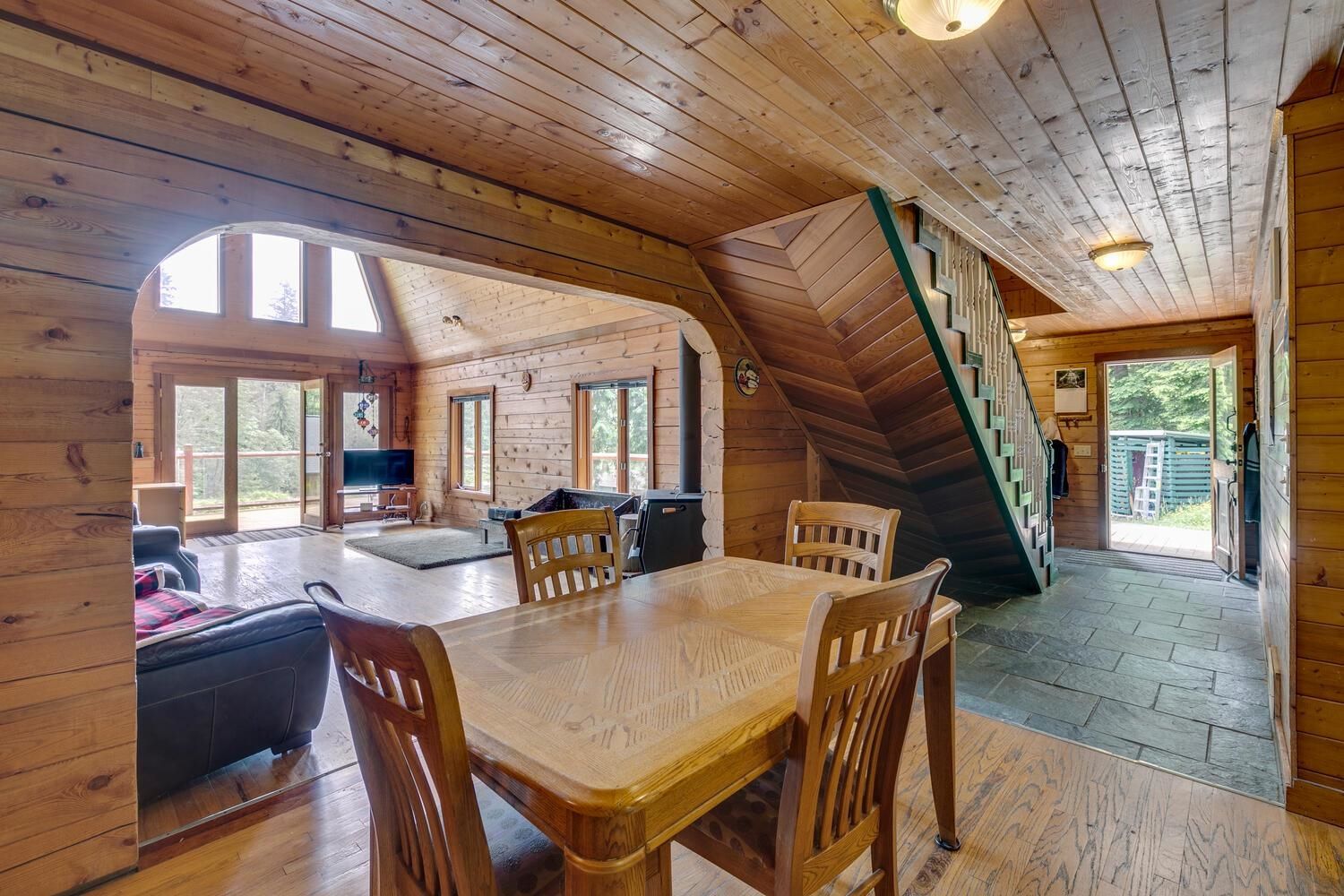 Listing Image 8