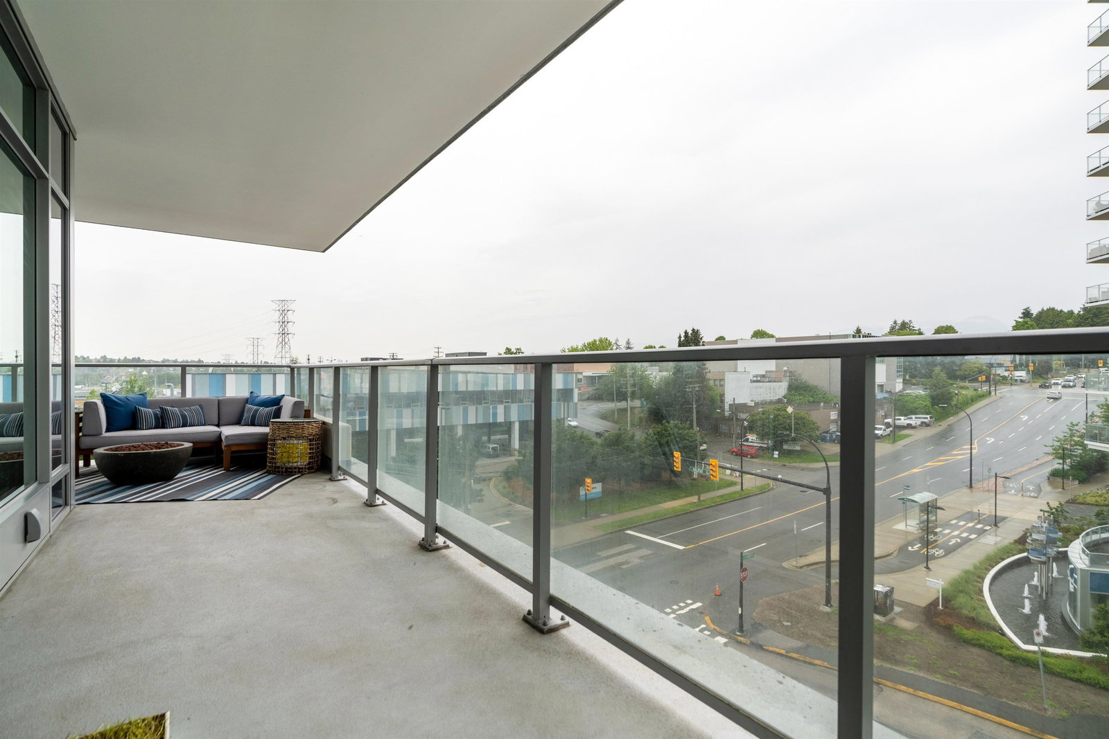 Listing Image 17