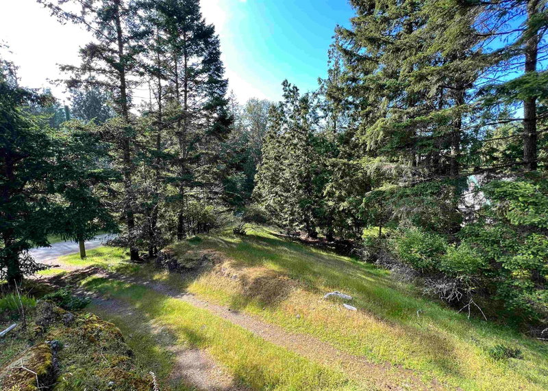 702 Charter Road, Mayne Island, V0N 2J1 | Image 2