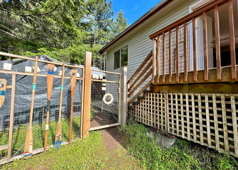 702 Charter Road, Mayne Island, V0N 2J1 | Image 3