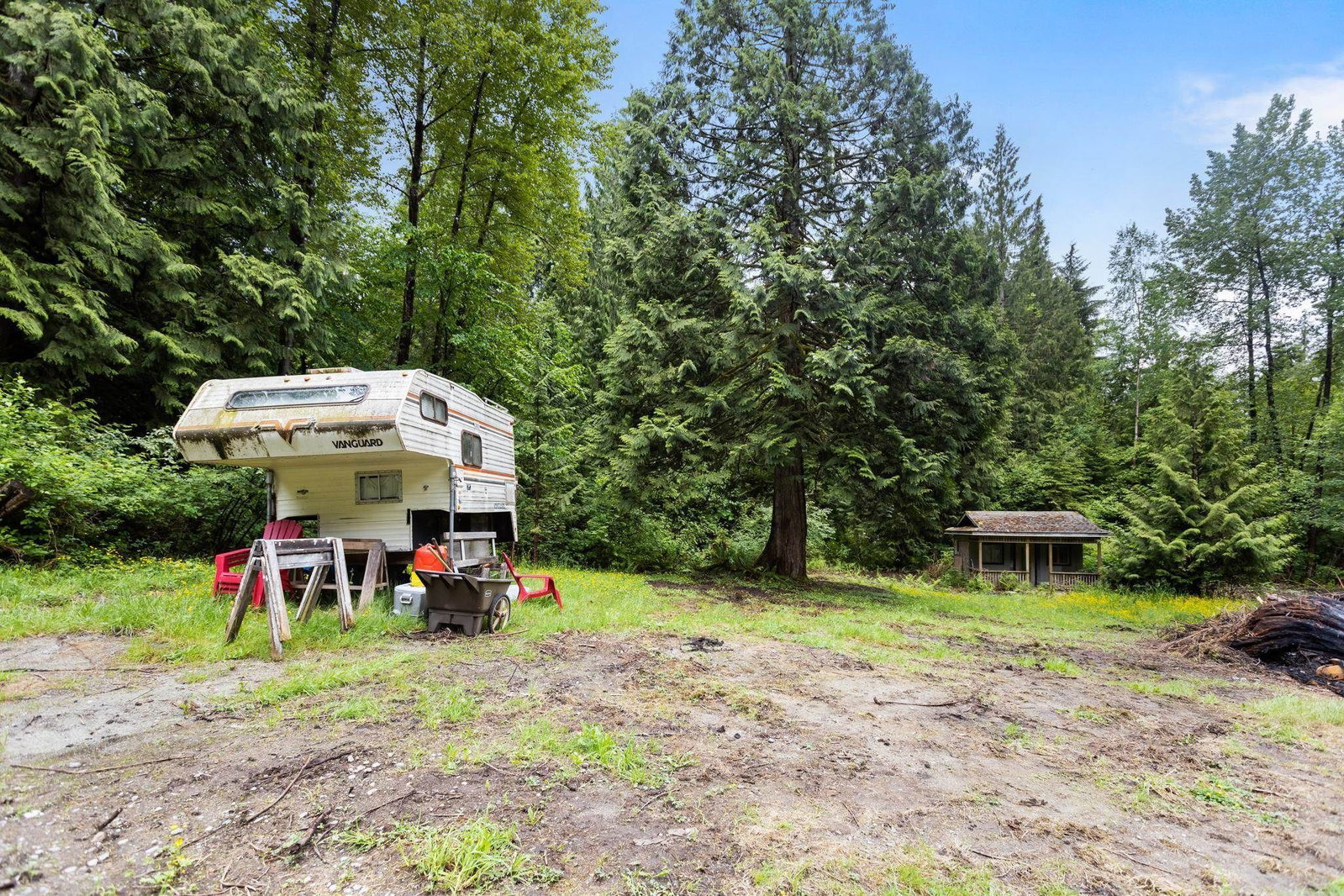 Listing Image 17
