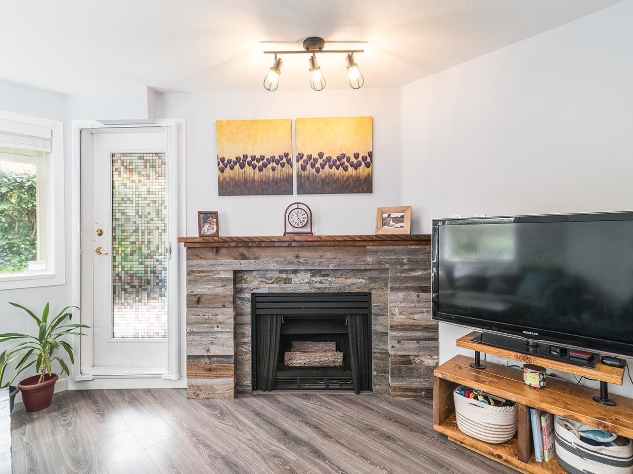 Listing Image 21