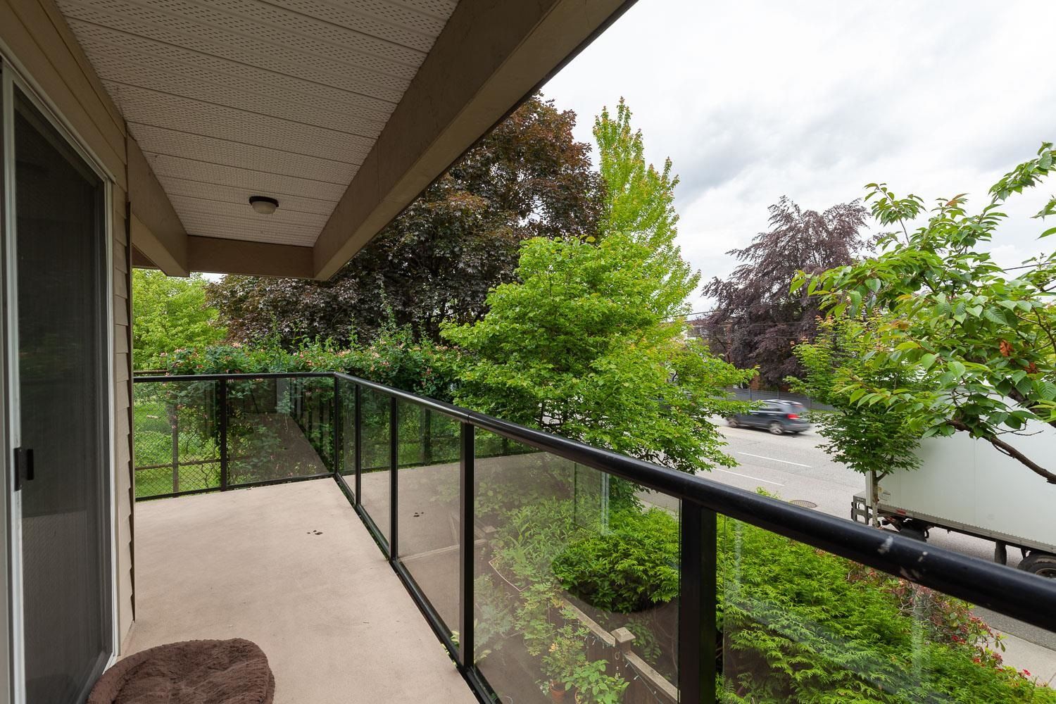 Listing Image 17