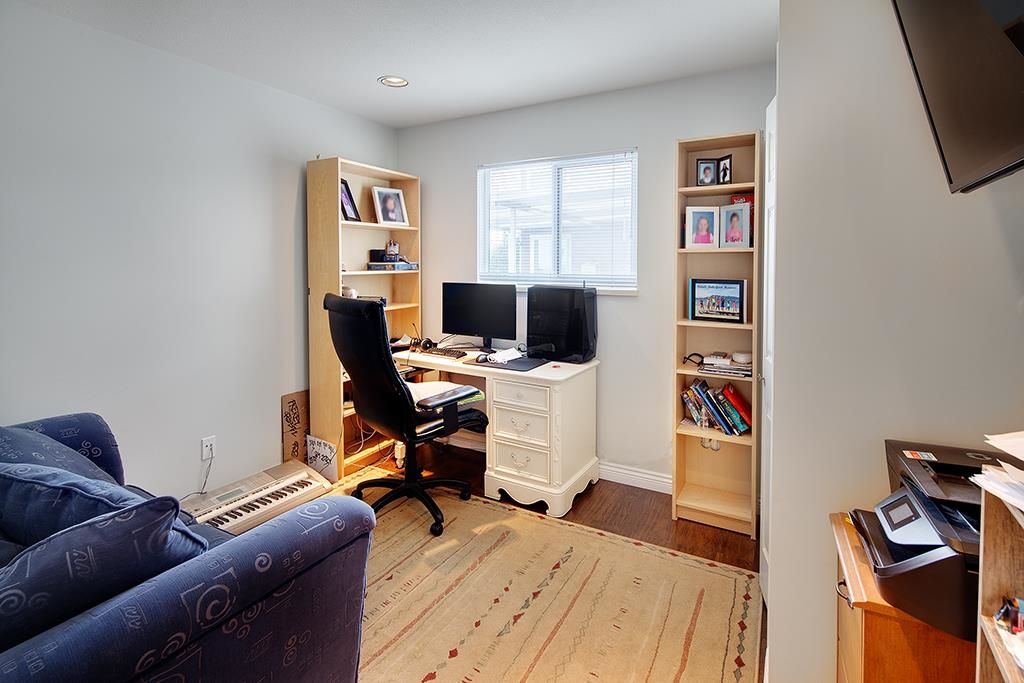 Listing Image 18