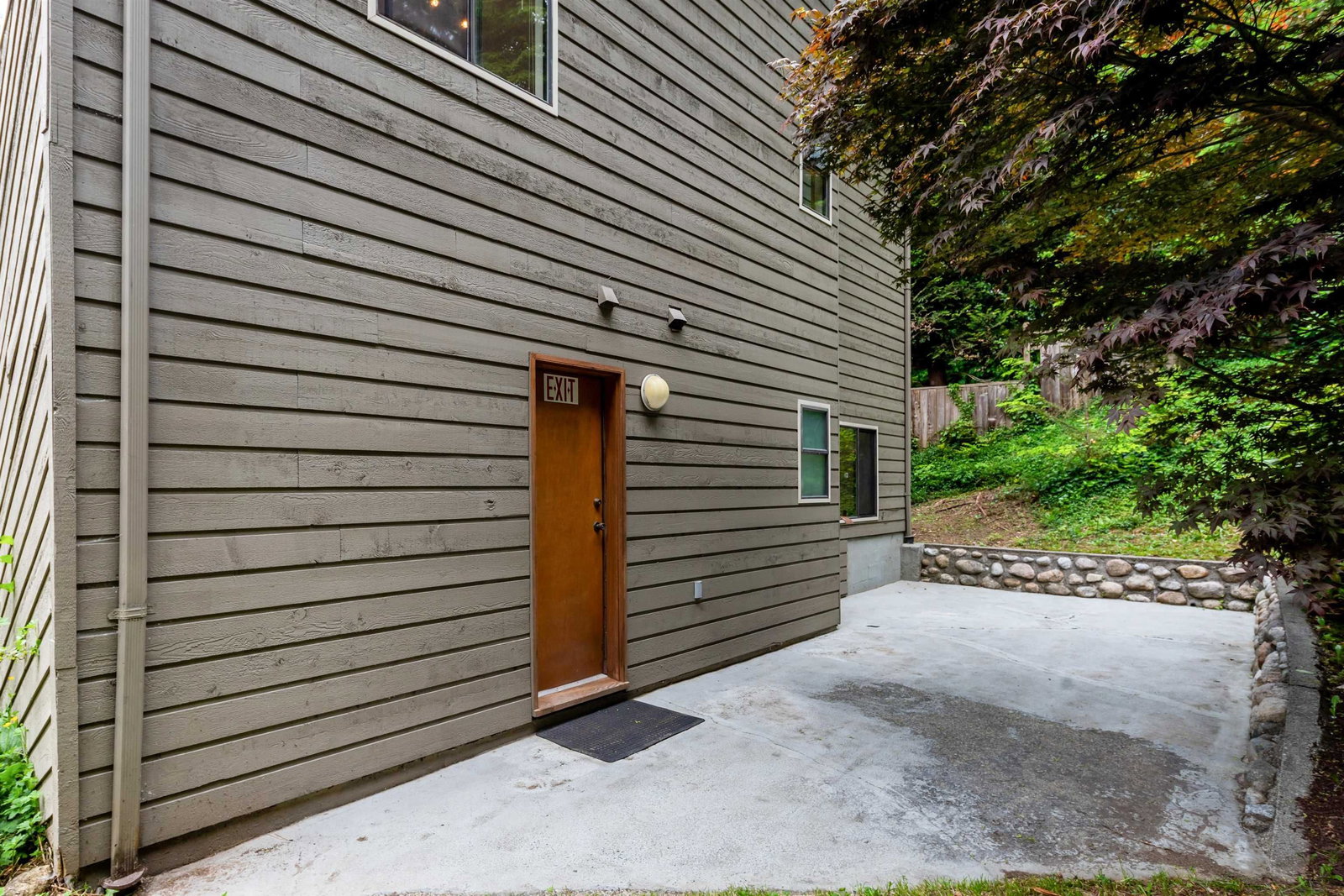 Listing Image 34