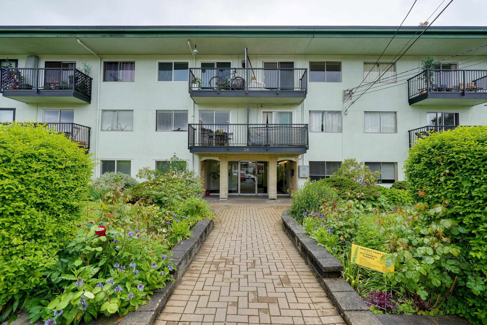 Listing Image 13