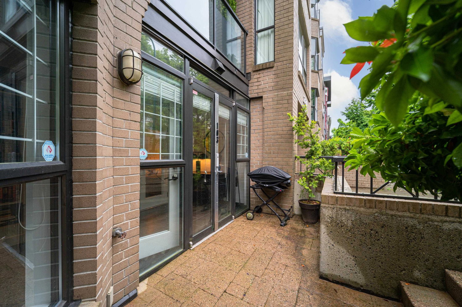 Listing Image 20