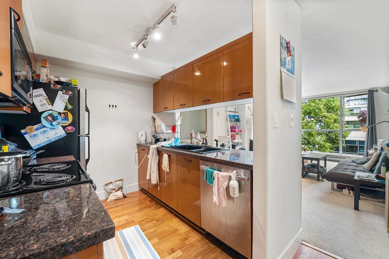 Listing Image 12