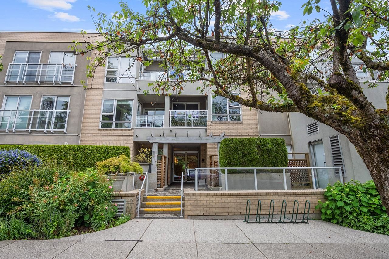 Listing Image 14