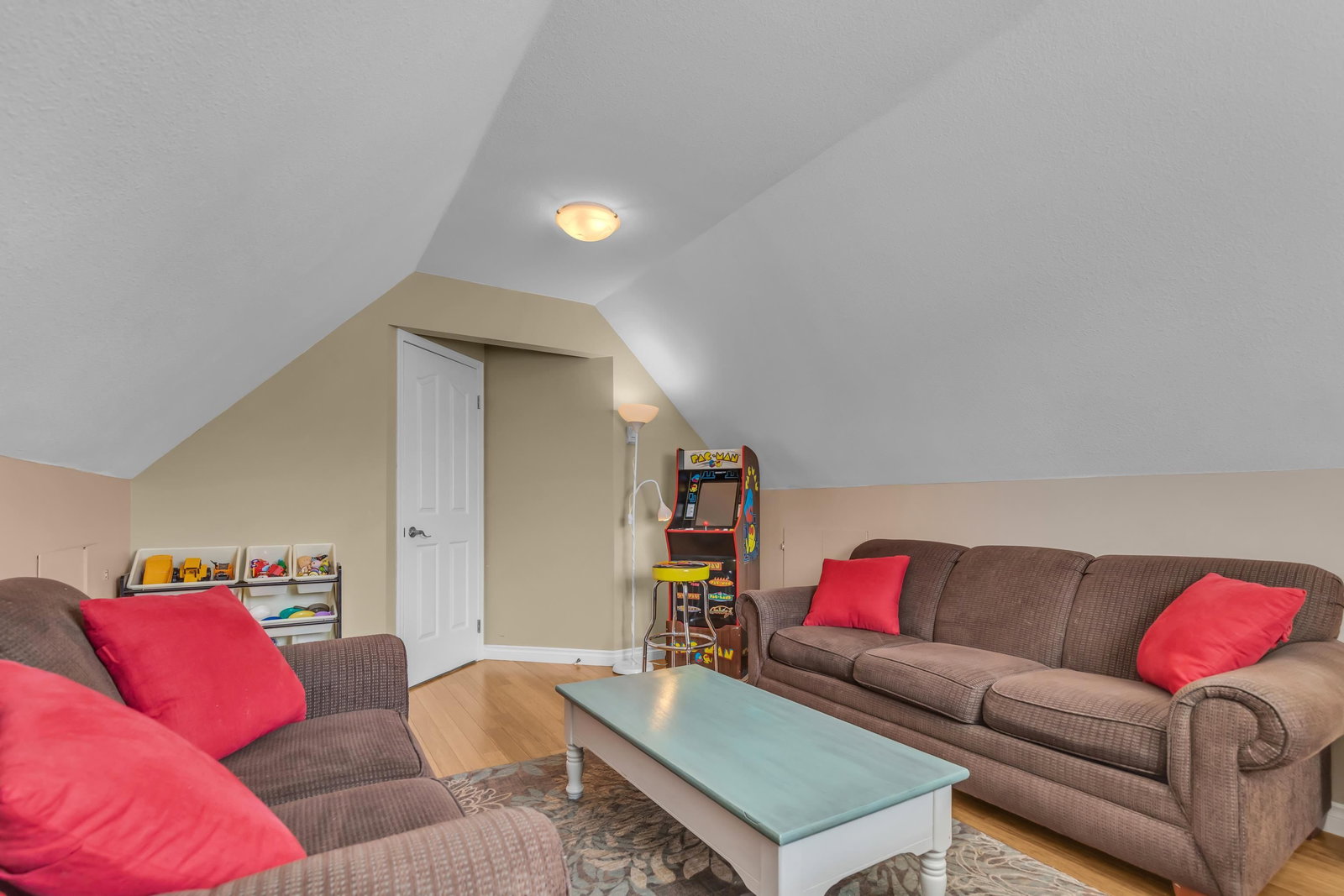 Listing Image 23