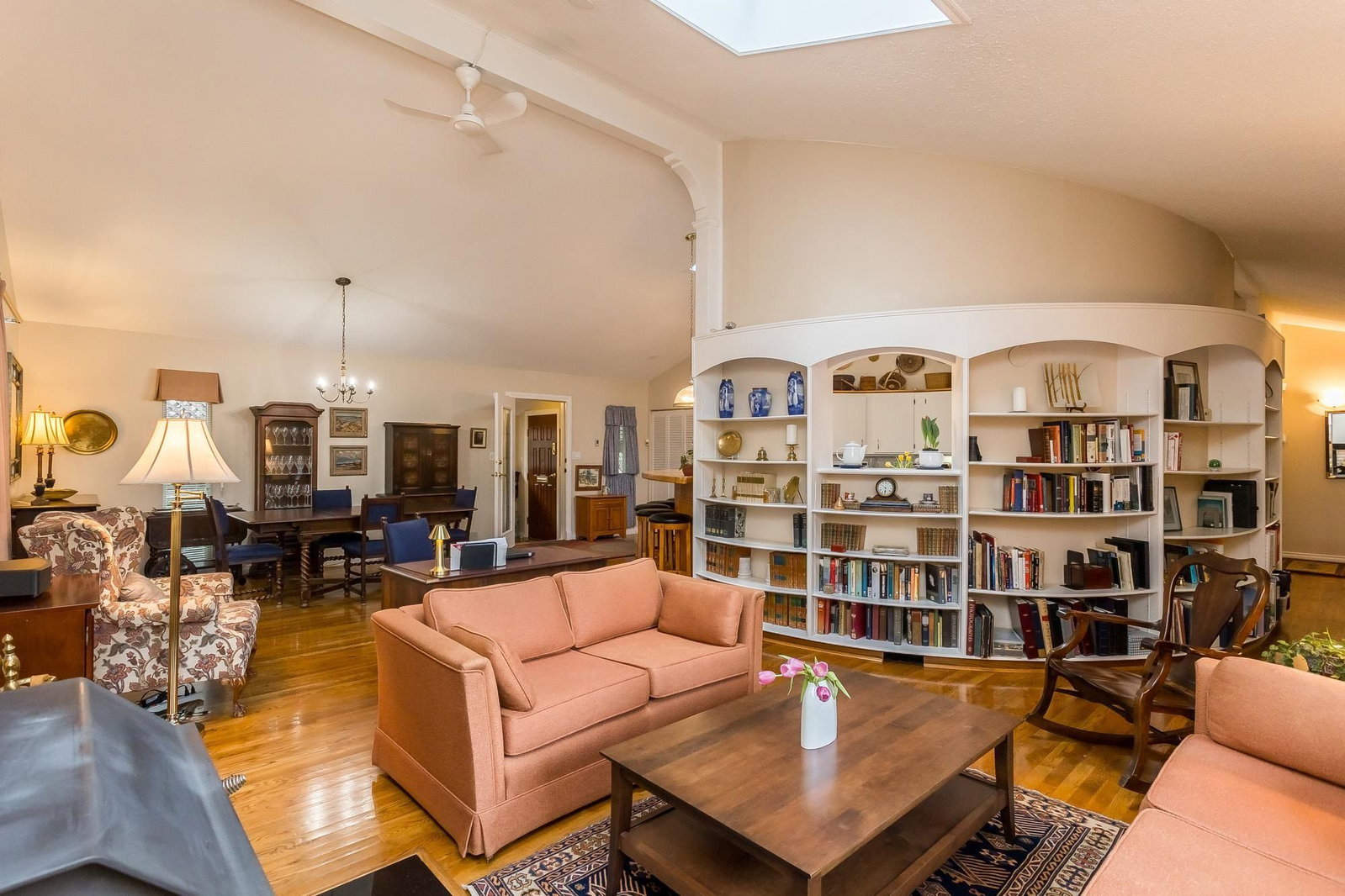 Listing Image 20