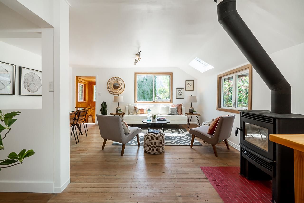 Listing Image 12