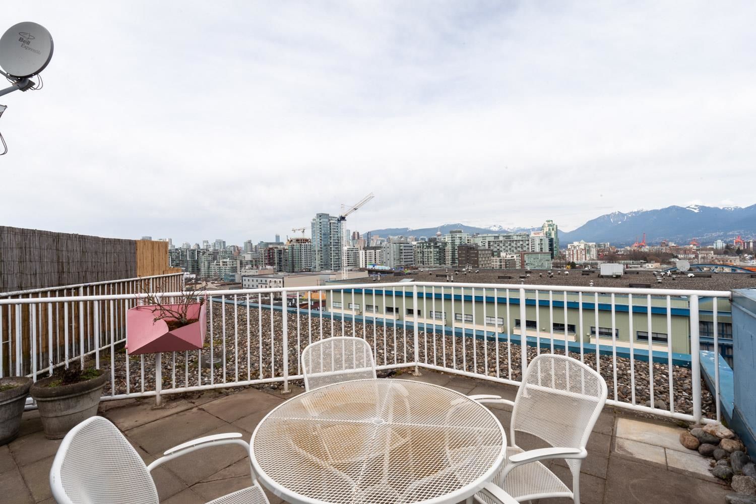 Listing Image 23
