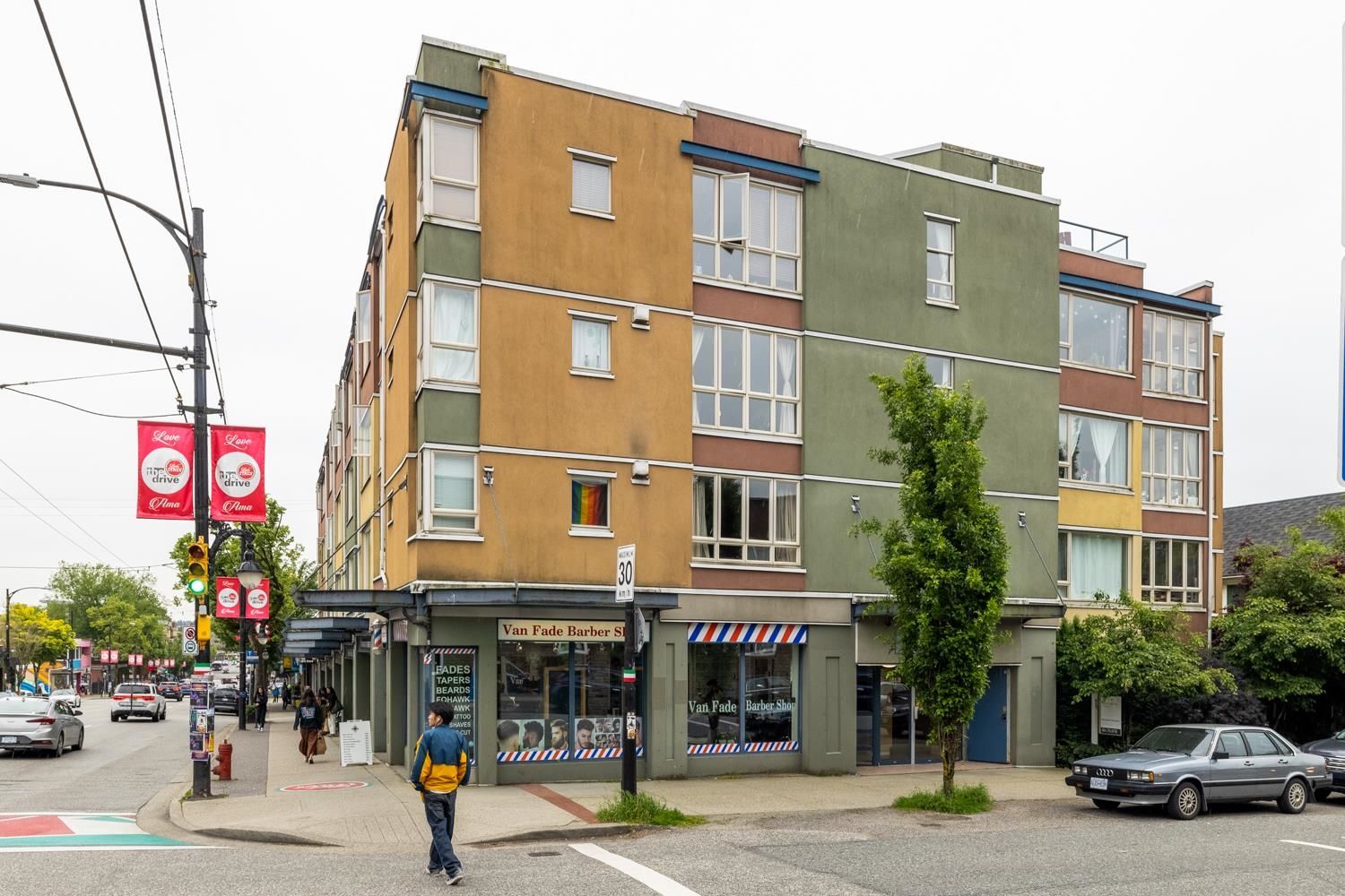Listing Image 15