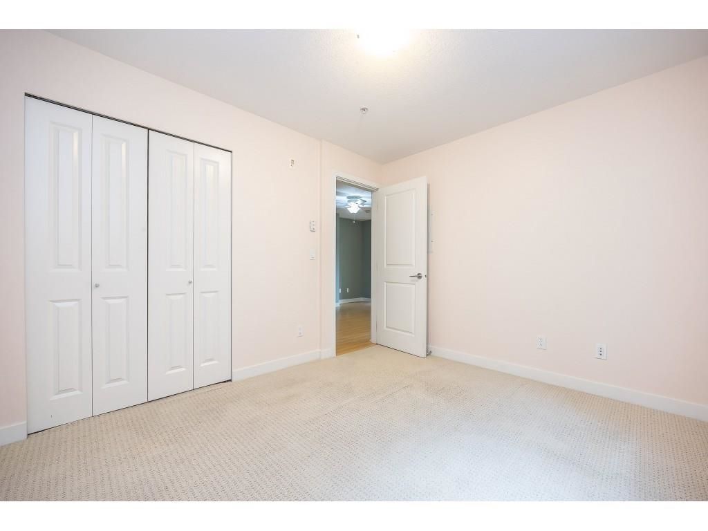Listing Image 28