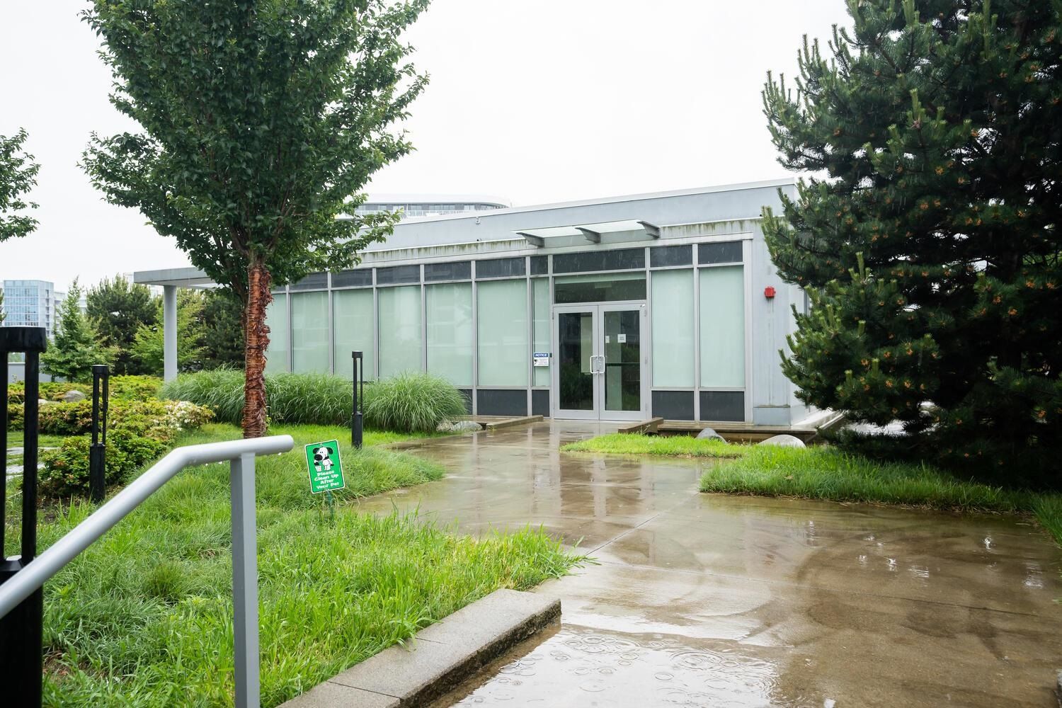 Listing Image 15