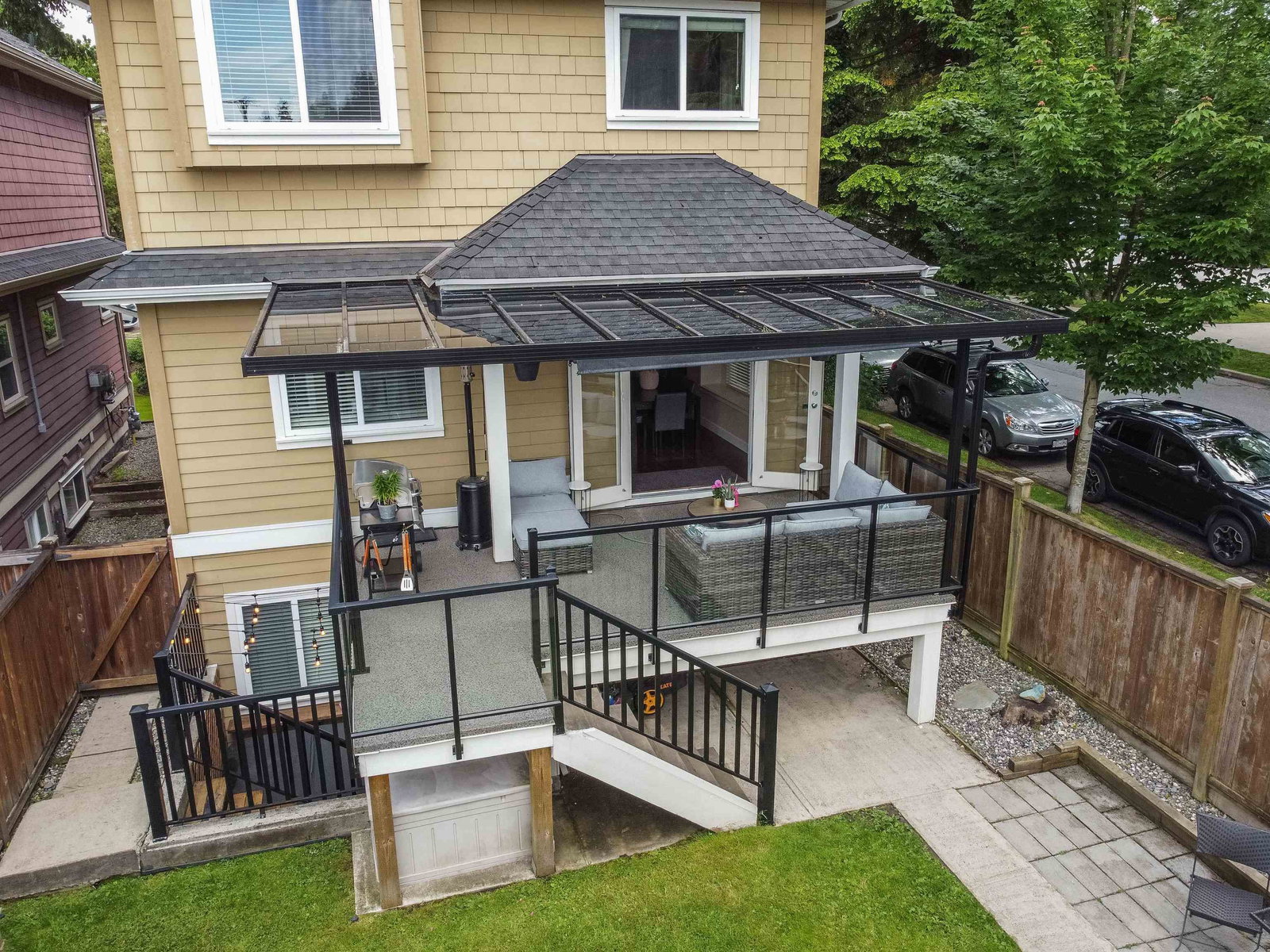 Listing Image 11