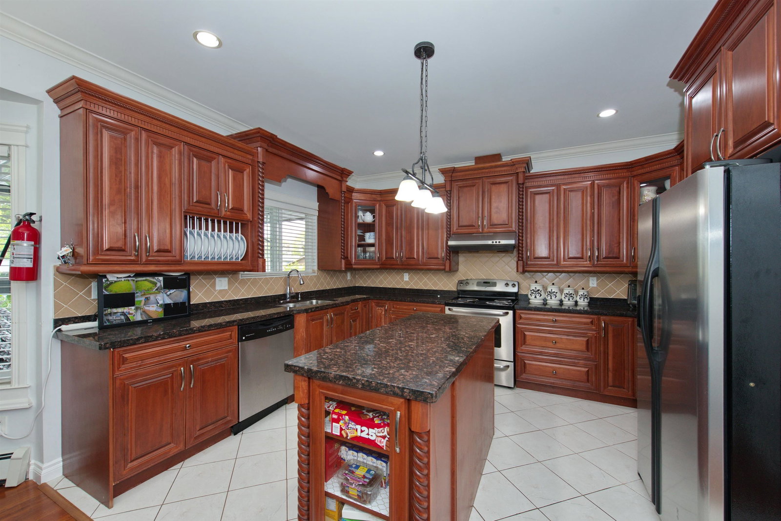 Listing Image 13
