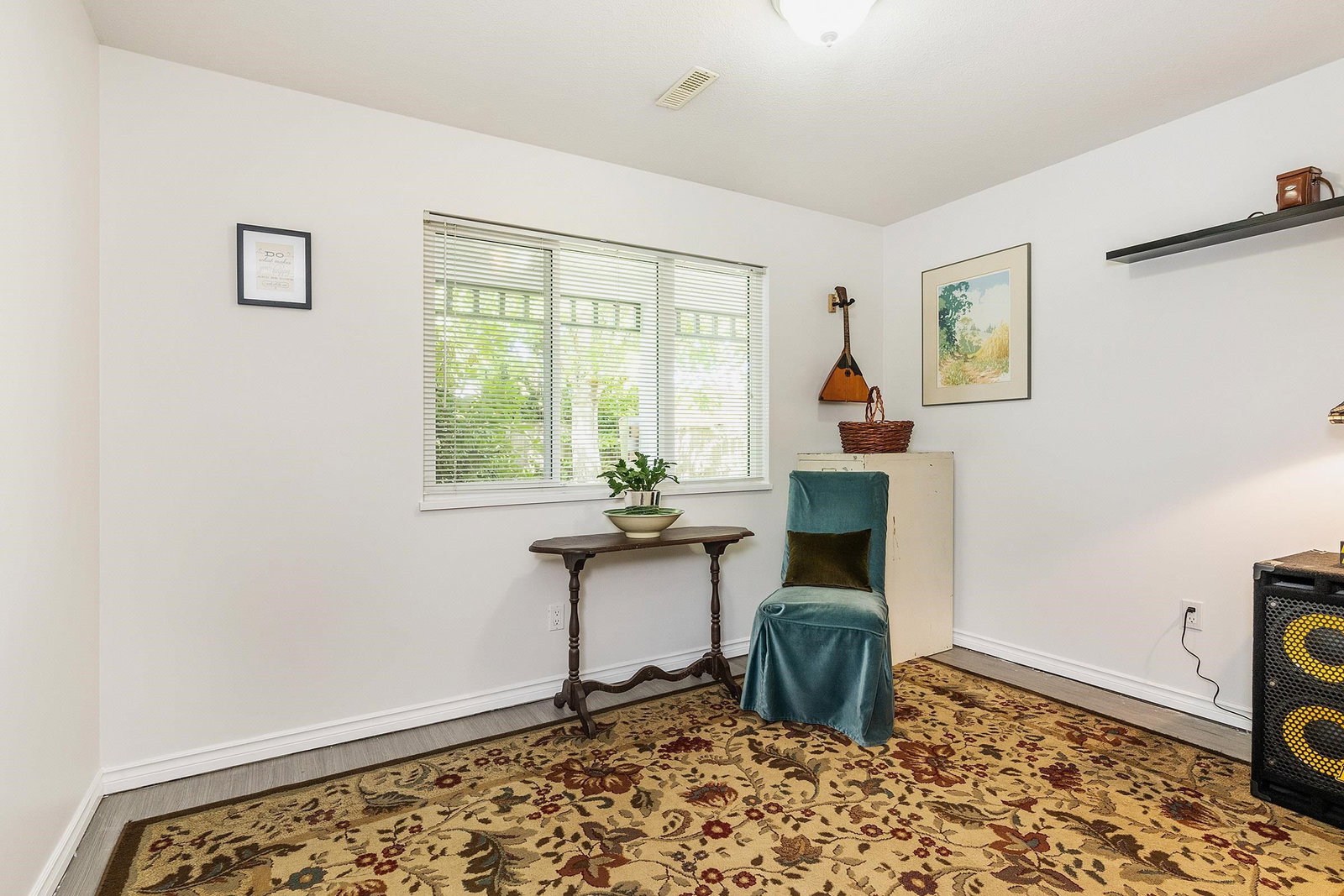 Listing Image 25
