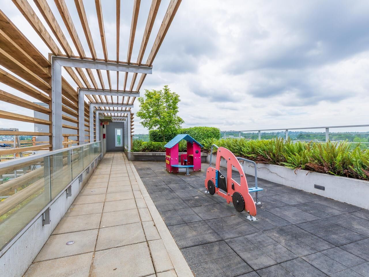Listing Image 17