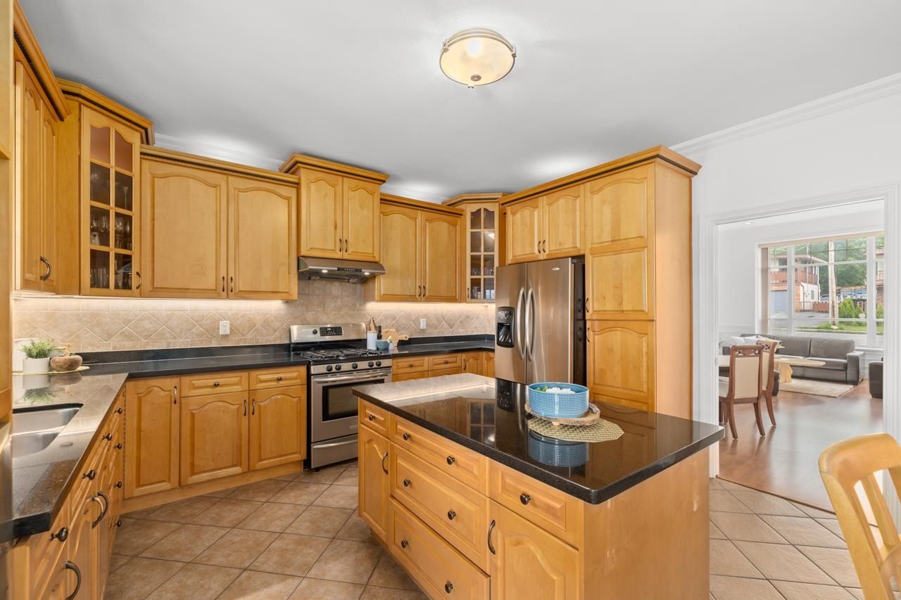 Listing Image 15