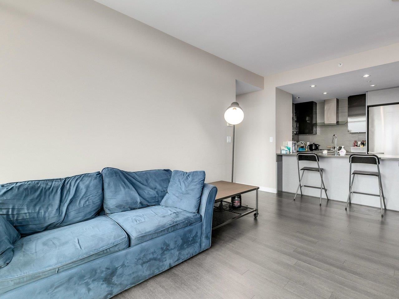 Listing Image 7