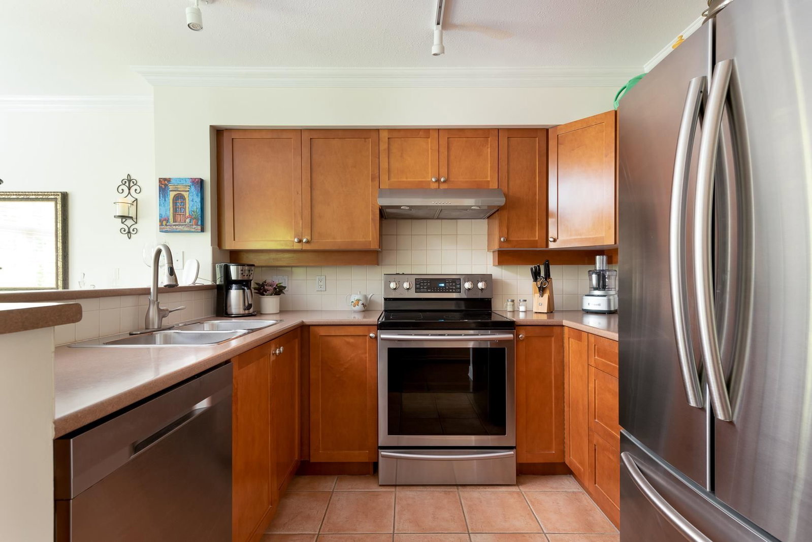 Listing Image 8