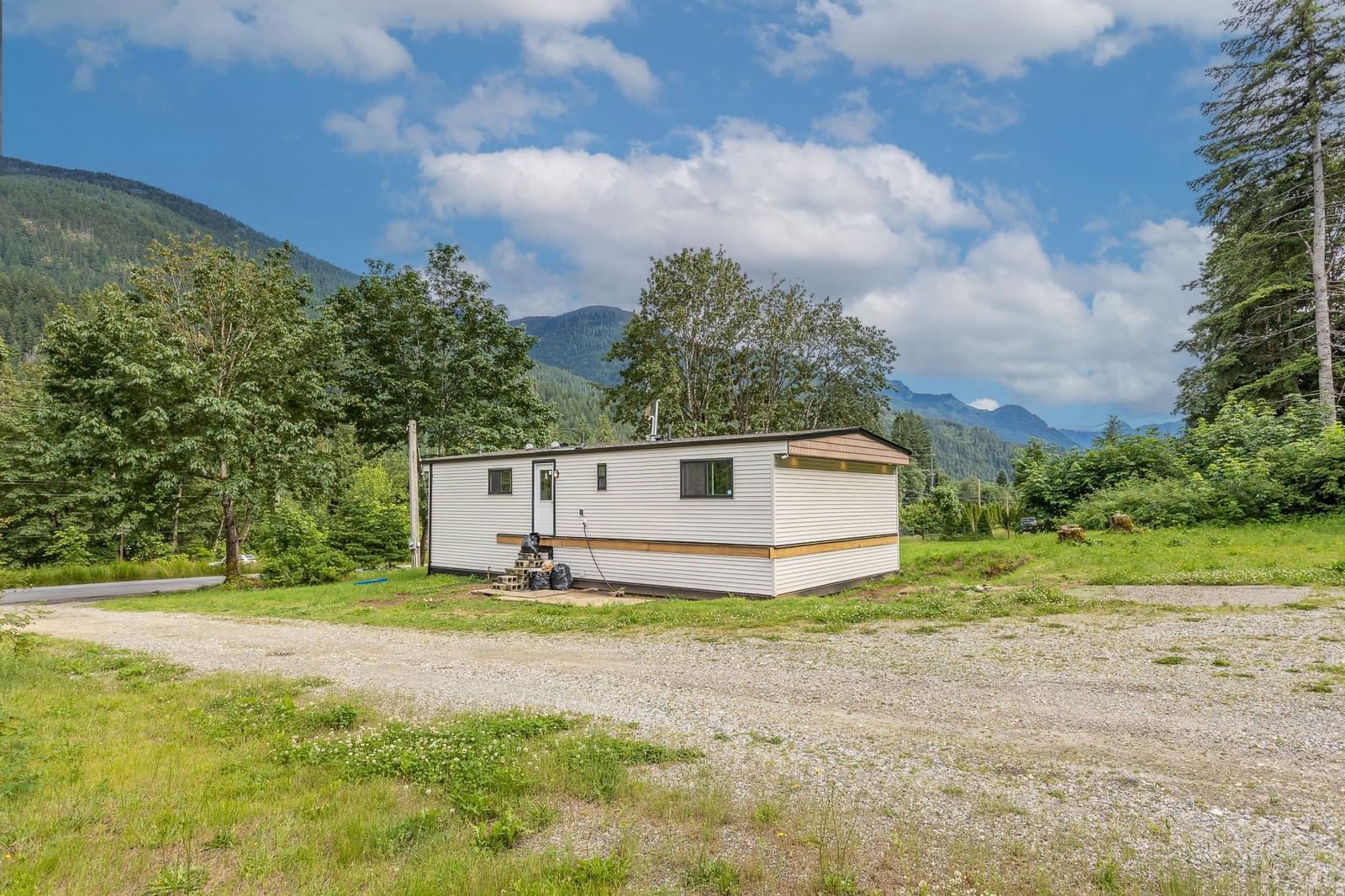 Listing Image 29