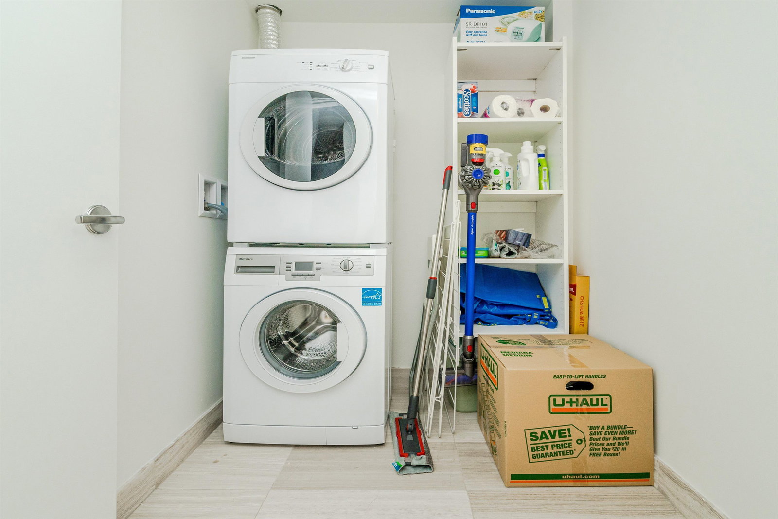 Listing Image 11