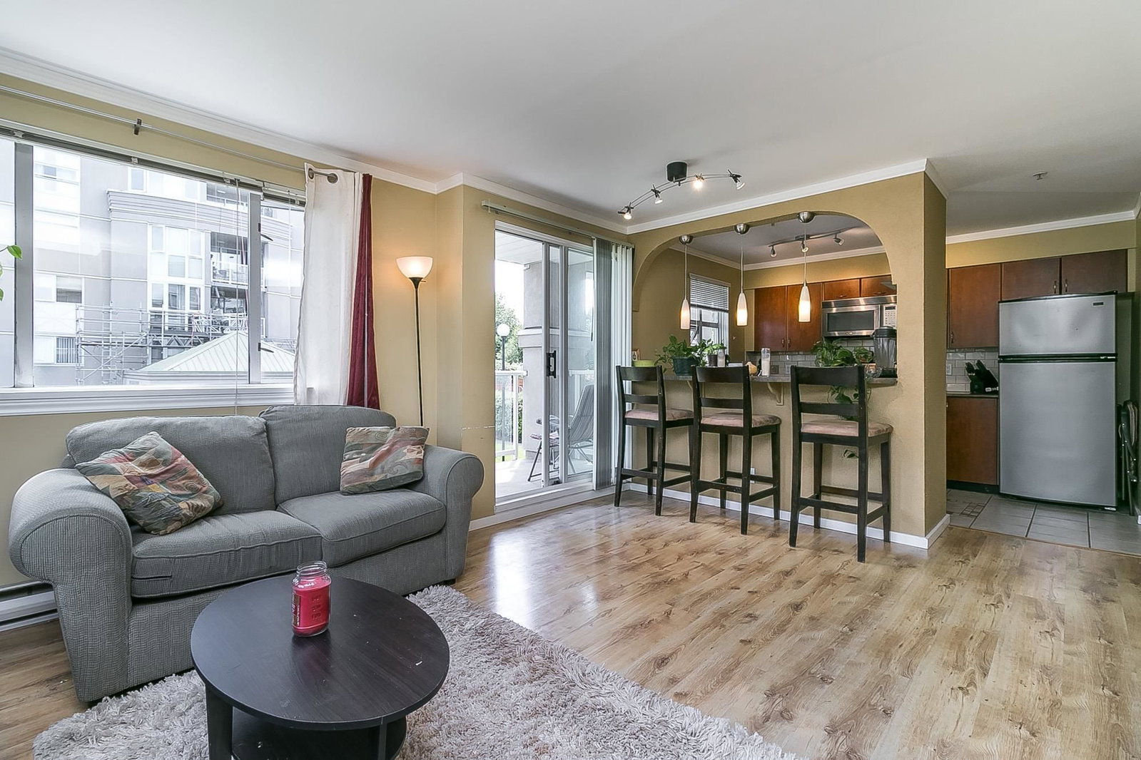 Listing Image 11