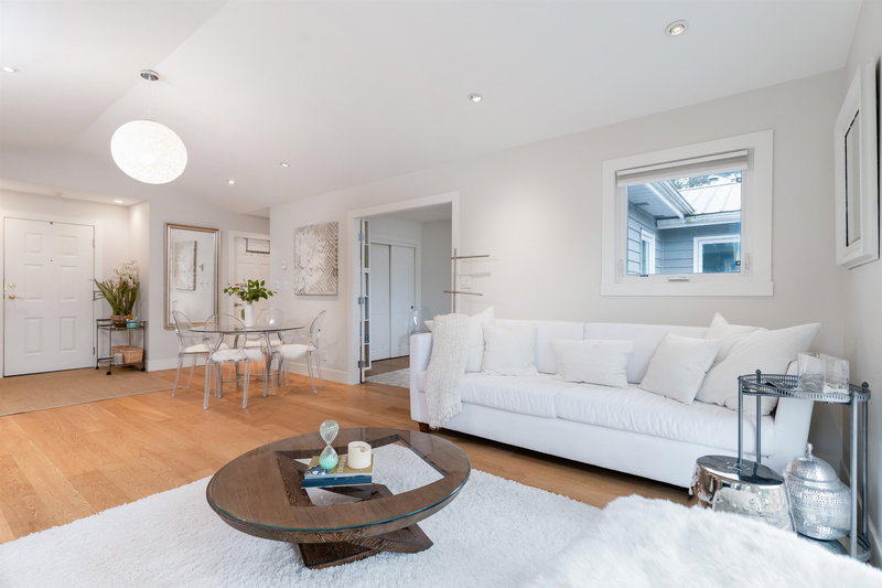 304 - 1528 Bowser Avenue, North Vancouver, V7P 2Y3 | Image 3