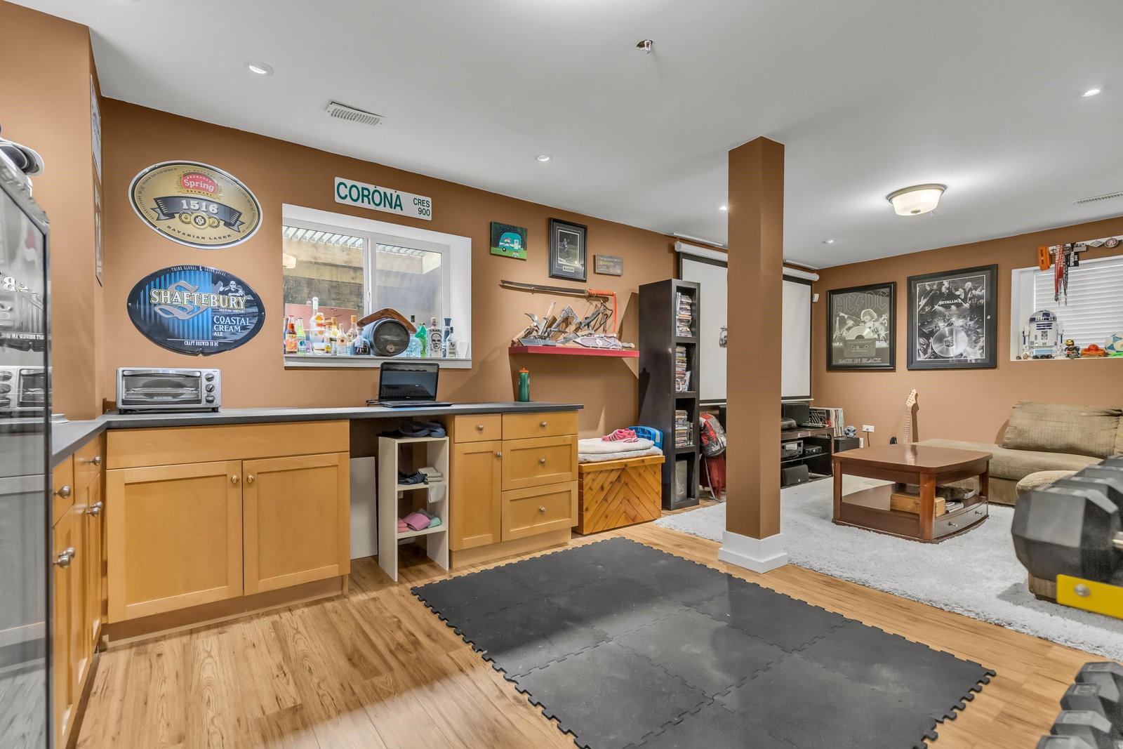 Listing Image 19