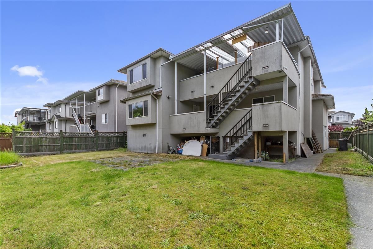 Listing Image 17