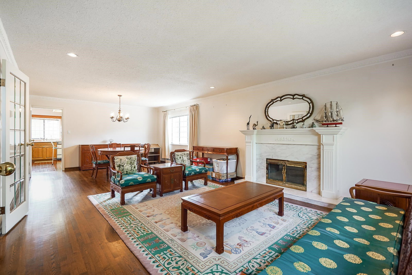 Listing Image 17
