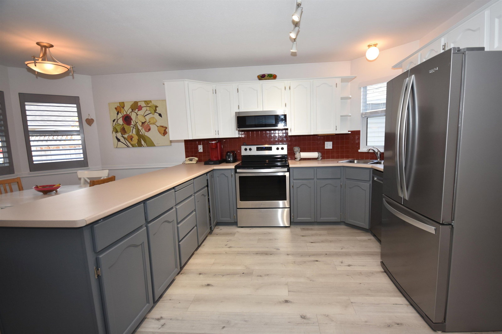 Listing Image 13