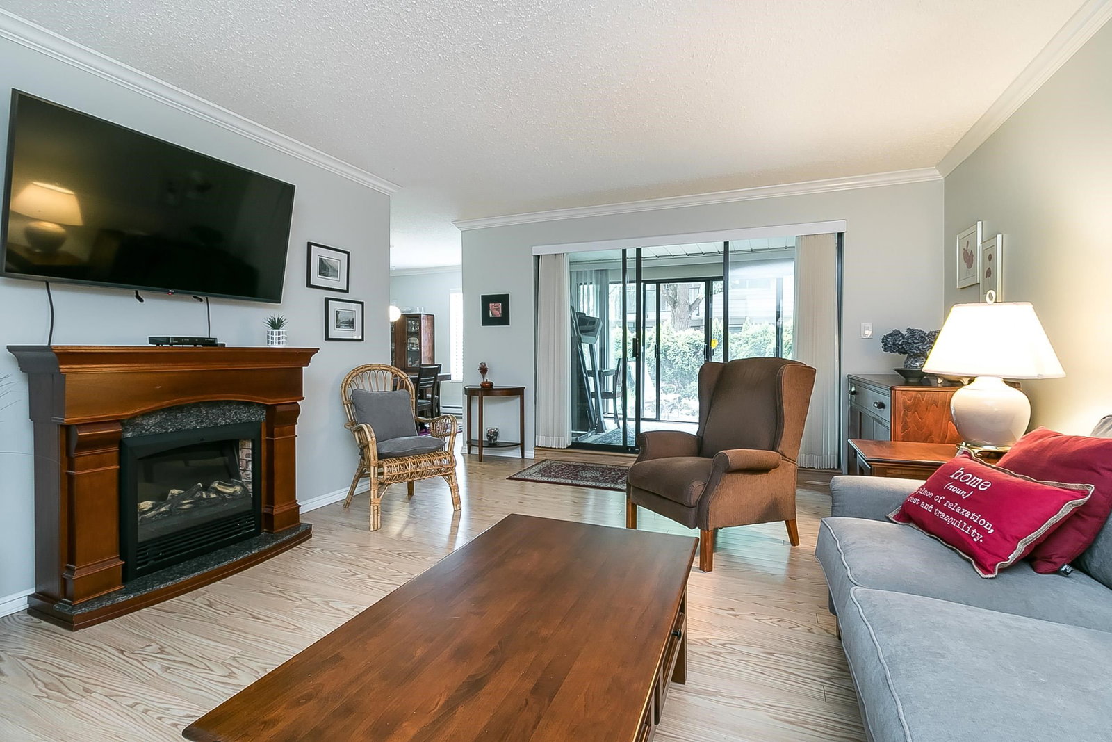 Listing Image 6