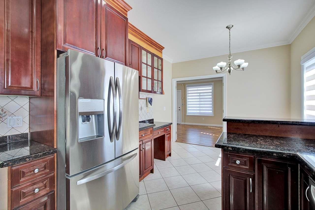 Listing Image 14